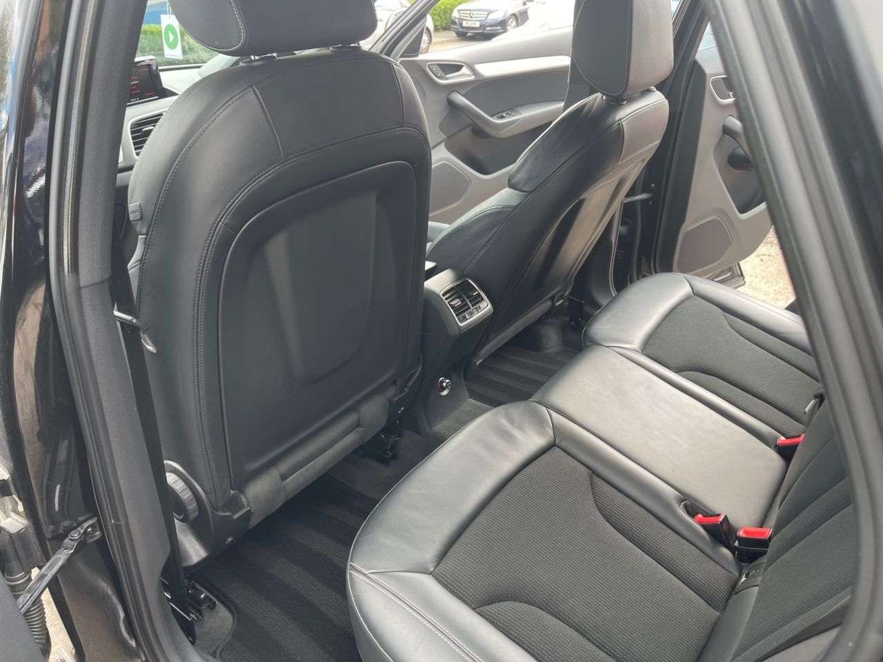 2015 AUDI Q3 2015 AUDI Q3