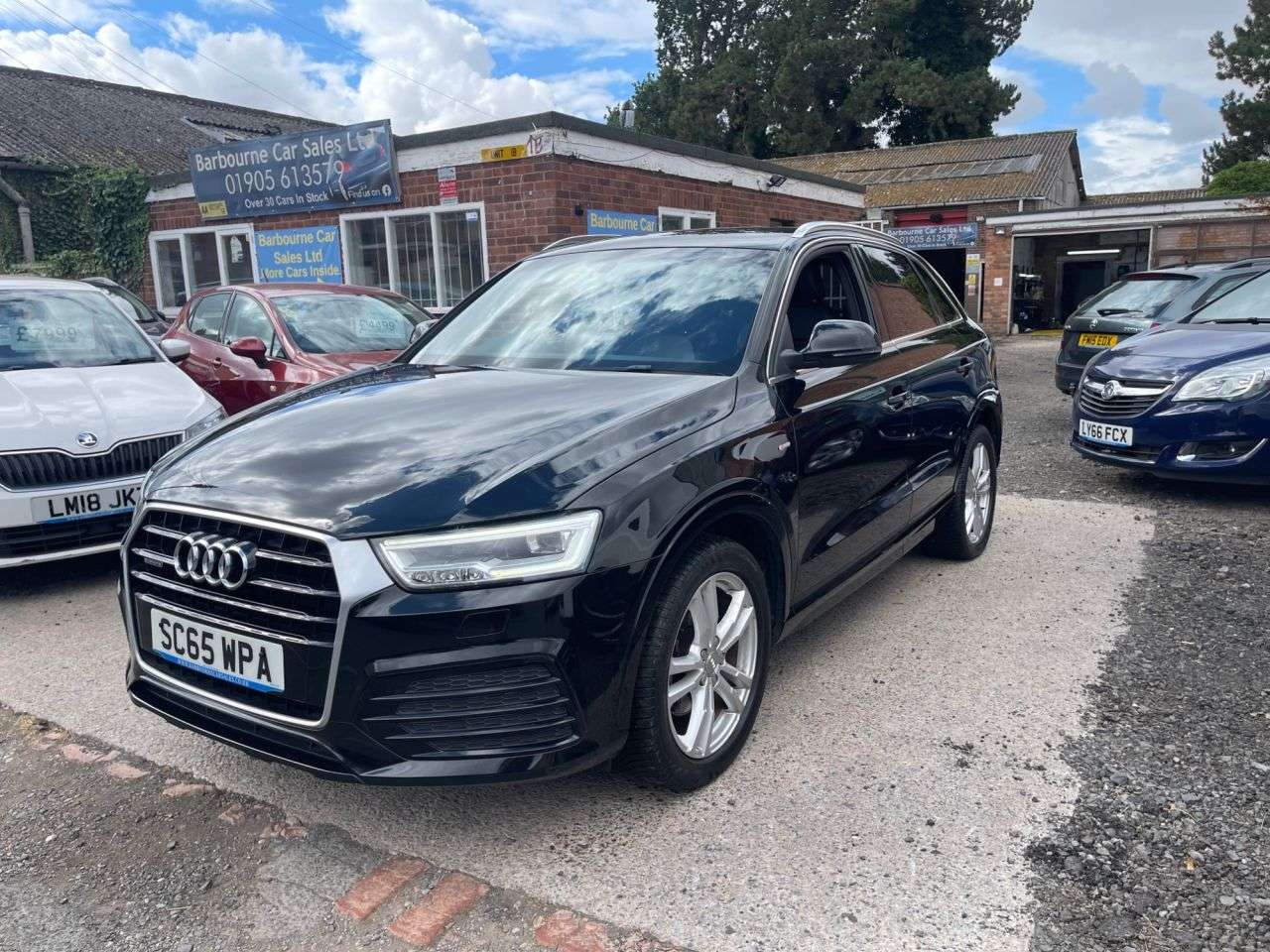 2015 AUDI Q3 2015 AUDI Q3