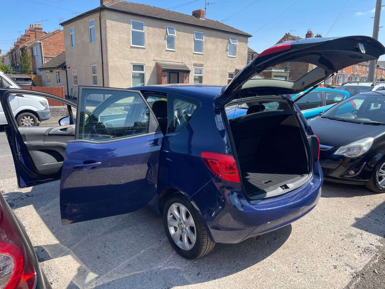 A 2016 VAUXHALL MERIVA 1.4i Life MPV 5dr Petrol Manual Euro 6 (100 ps) A 2016 VAUXHALL MERIVA 1.4i Life MPV 5dr Petrol Manual Euro 6 (100 ps)