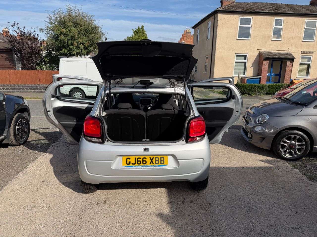 A 2016 CITROEN C1 1.0 VTi Feel Hatchback 5dr Petrol Manual Euro 6 (68 ps) A 2016 CITROEN C1 1.0 VTi Feel Hatchback 5dr Petrol Manual Euro 6 (68 ps)