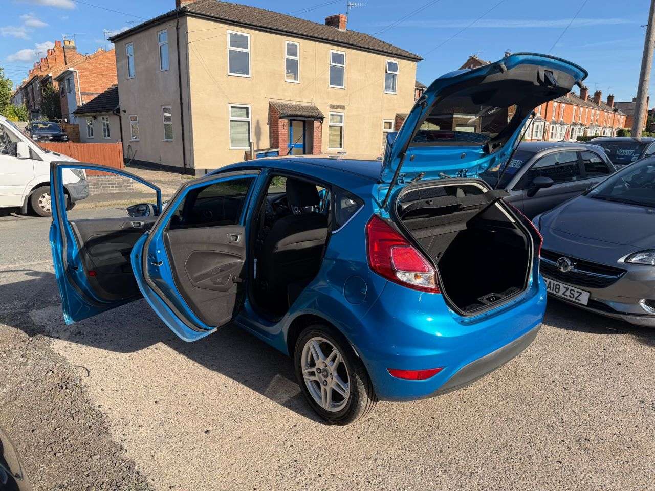 A 2013 FORD FIESTA 1.25 Zetec Hatchback 5dr Petrol Manual Euro 5 (82 ps) A 2013 FORD FIESTA 1.25 Zetec Hatchback 5dr Petrol Manual Euro 5 (82 ps)