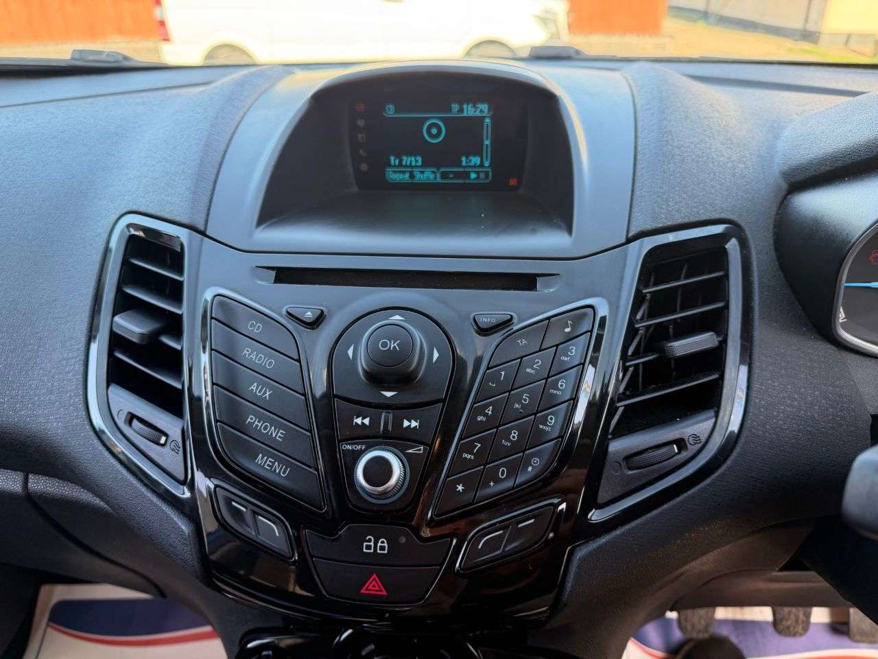 2013 FORD FIESTA 2013 FORD FIESTA