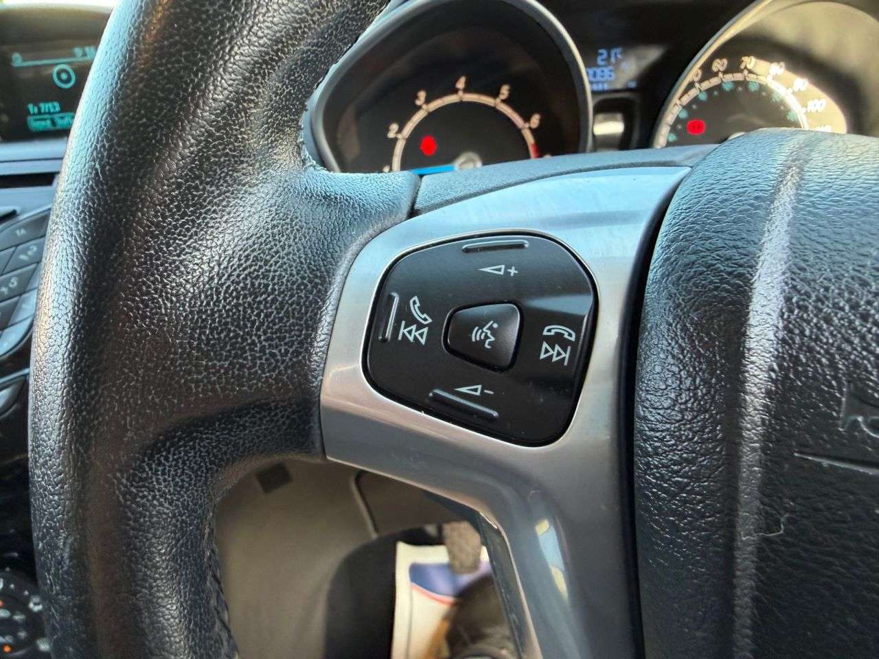 2013 FORD FIESTA 2013 FORD FIESTA