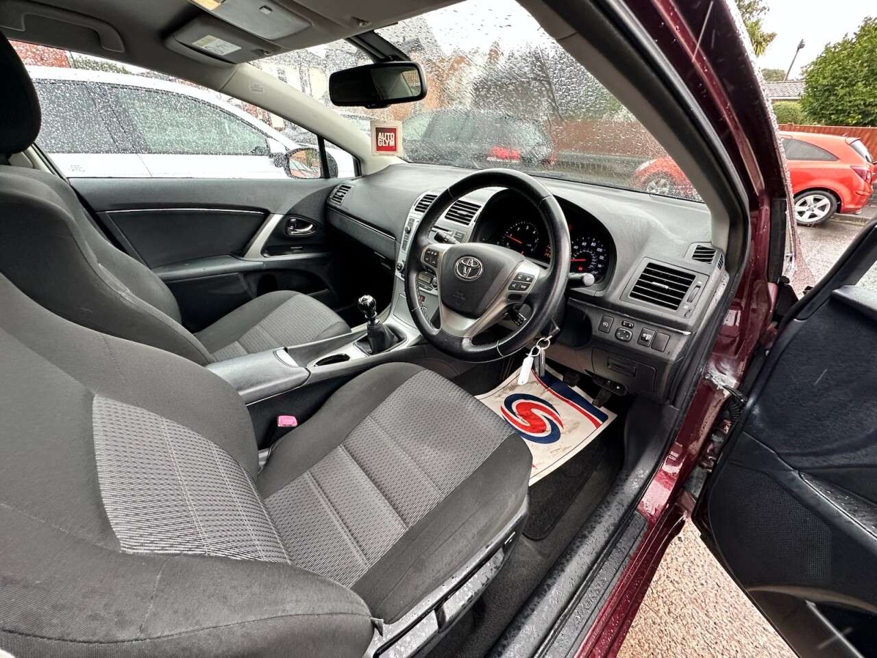 2014 TOYOTA AVENSIS 2014 TOYOTA AVENSIS
