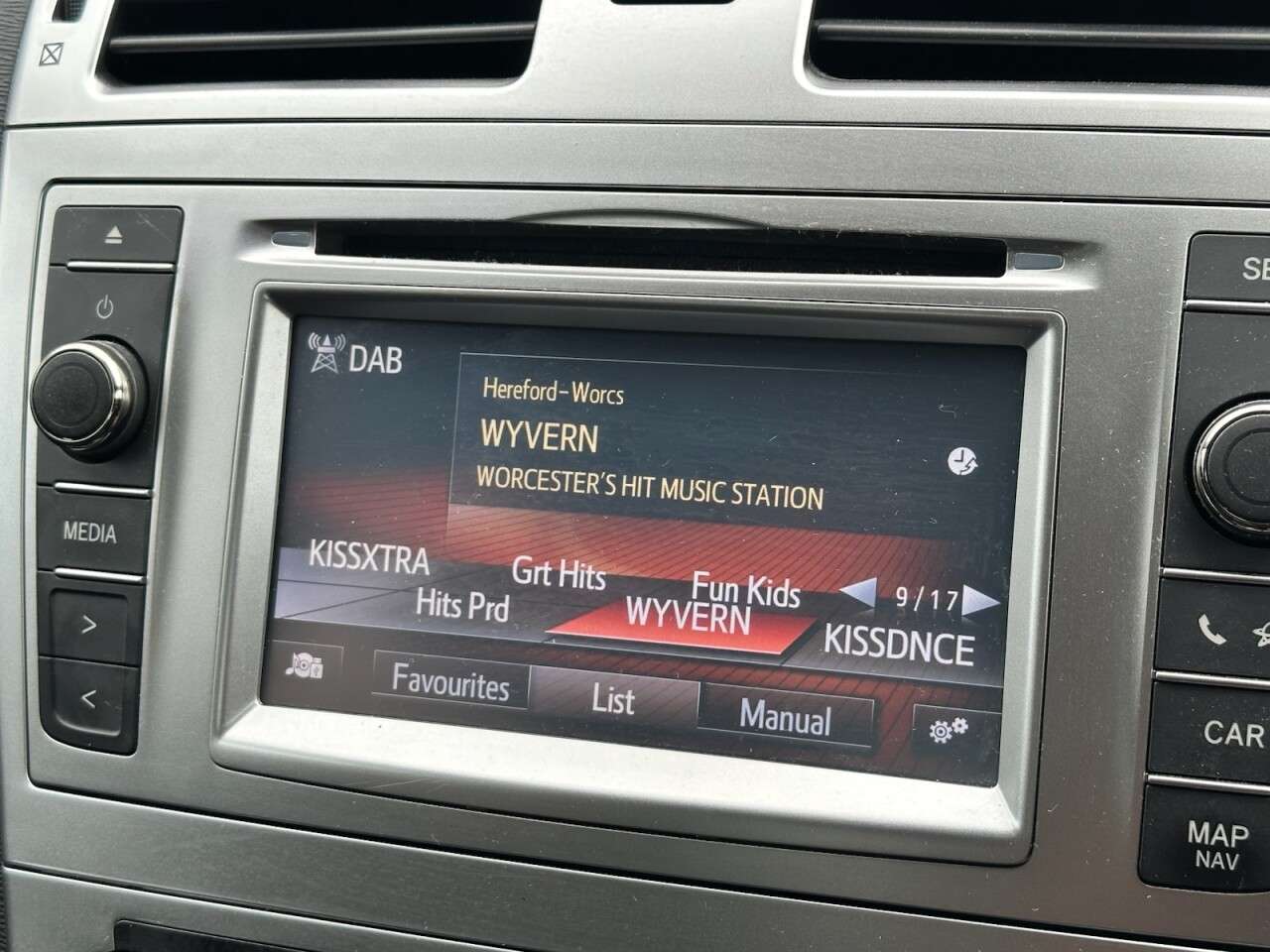 2014 TOYOTA AVENSIS 2014 TOYOTA AVENSIS