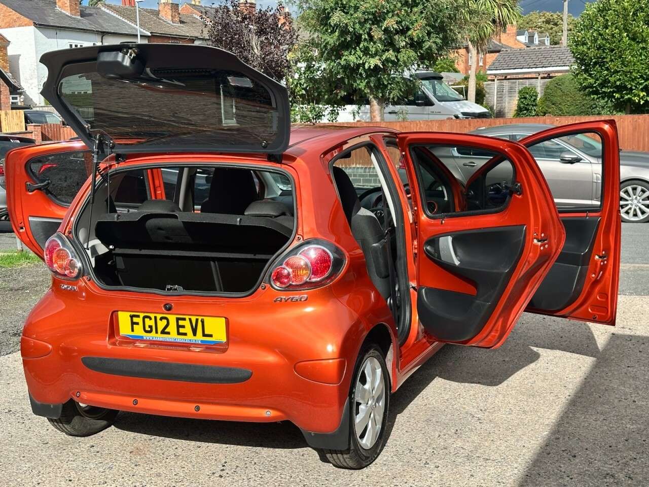 A 2012 TOYOTA AYGO 1.0 VVT-i Fire Hatchback 5dr Petrol Manual Euro 5 (67 ps) A 2012 TOYOTA AYGO 1.0 VVT-i Fire Hatchback 5dr Petrol Manual Euro 5 (67 ps)