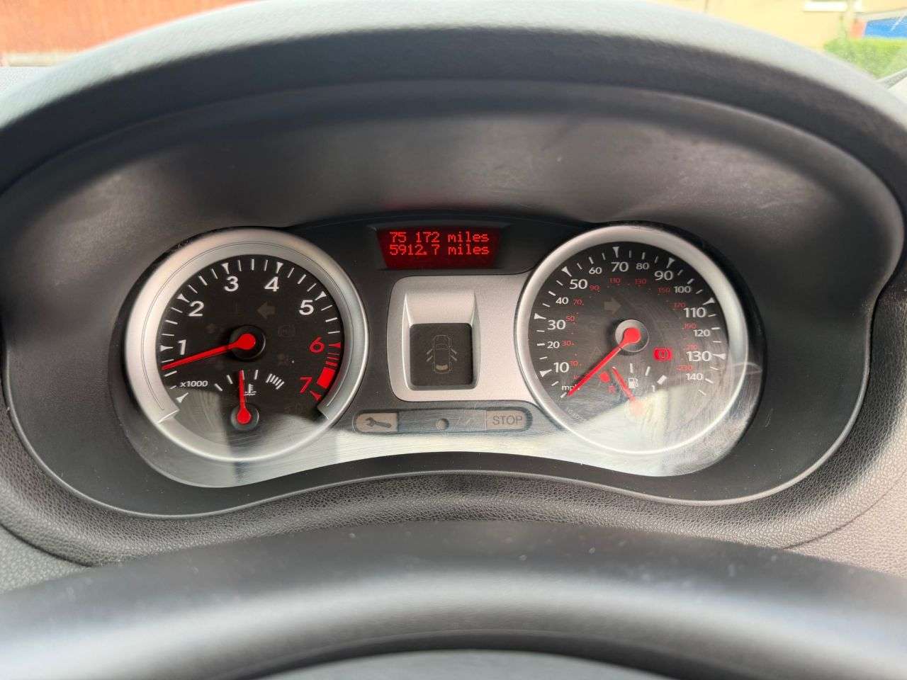 2012 RENAULT CLIO 2012 RENAULT CLIO