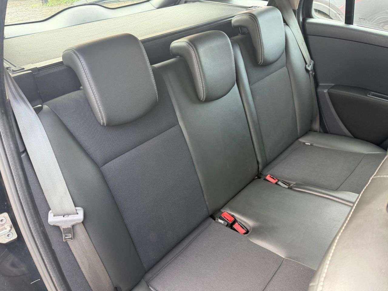 2012 RENAULT CLIO 2012 RENAULT CLIO