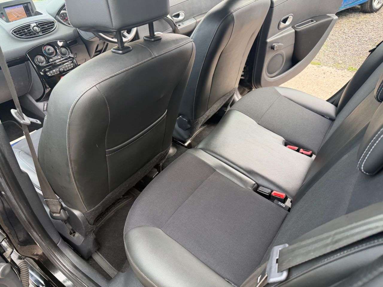 2012 RENAULT CLIO 2012 RENAULT CLIO