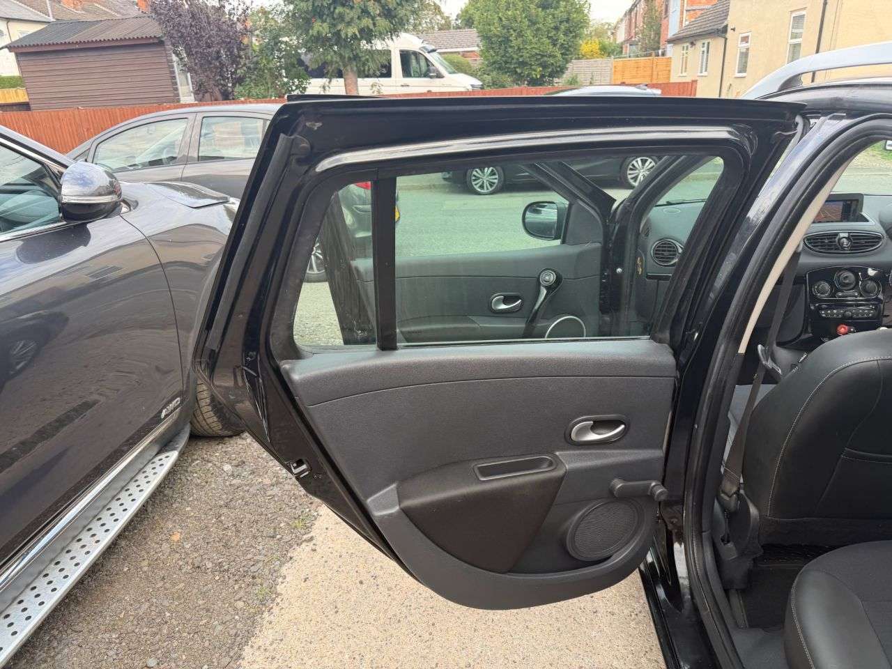 2012 RENAULT CLIO 2012 RENAULT CLIO