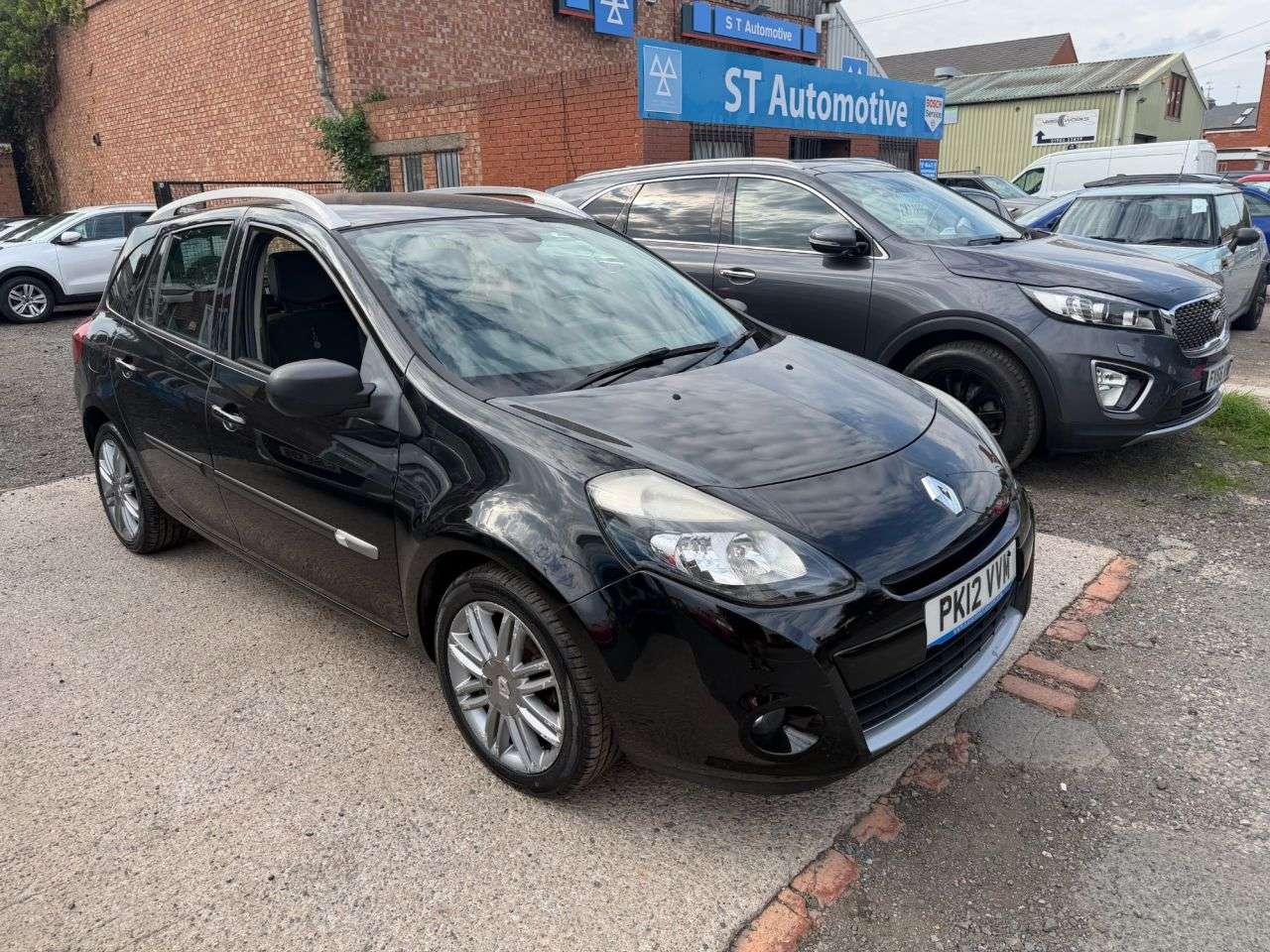 2012 RENAULT CLIO 2012 RENAULT CLIO