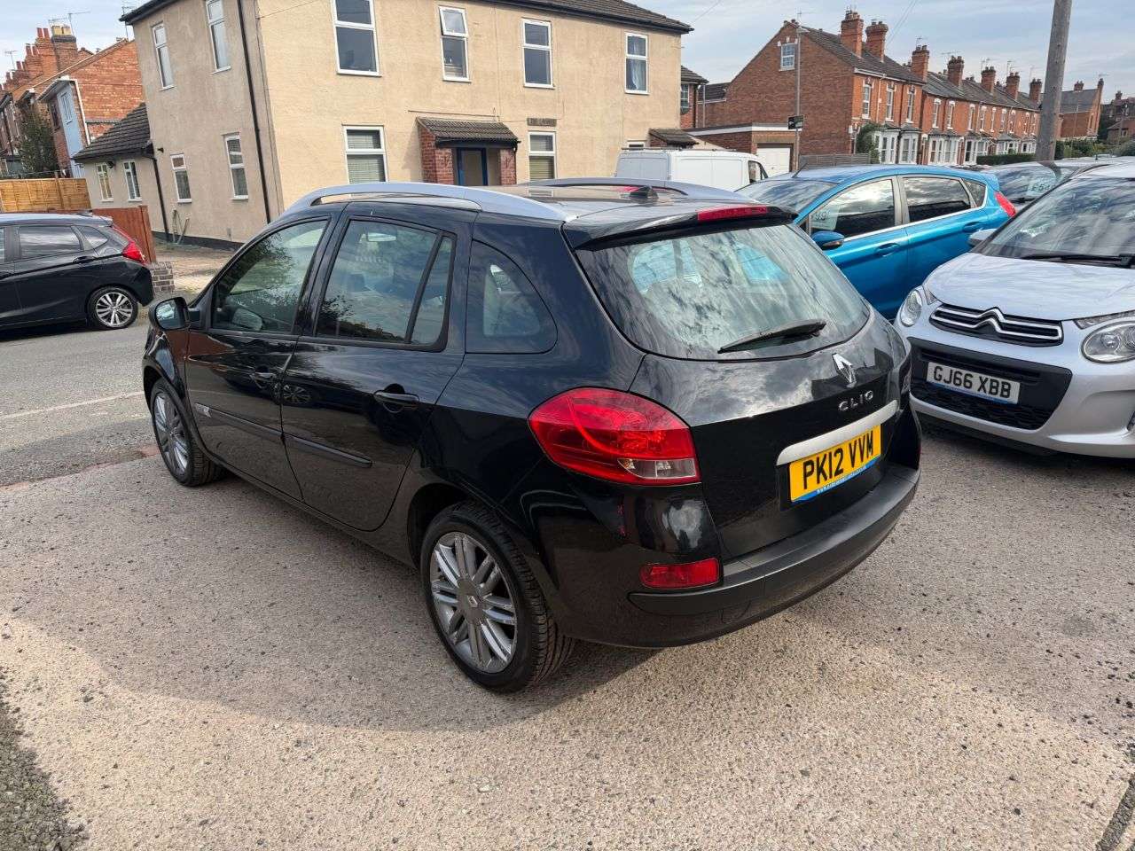 2012 RENAULT CLIO 2012 RENAULT CLIO