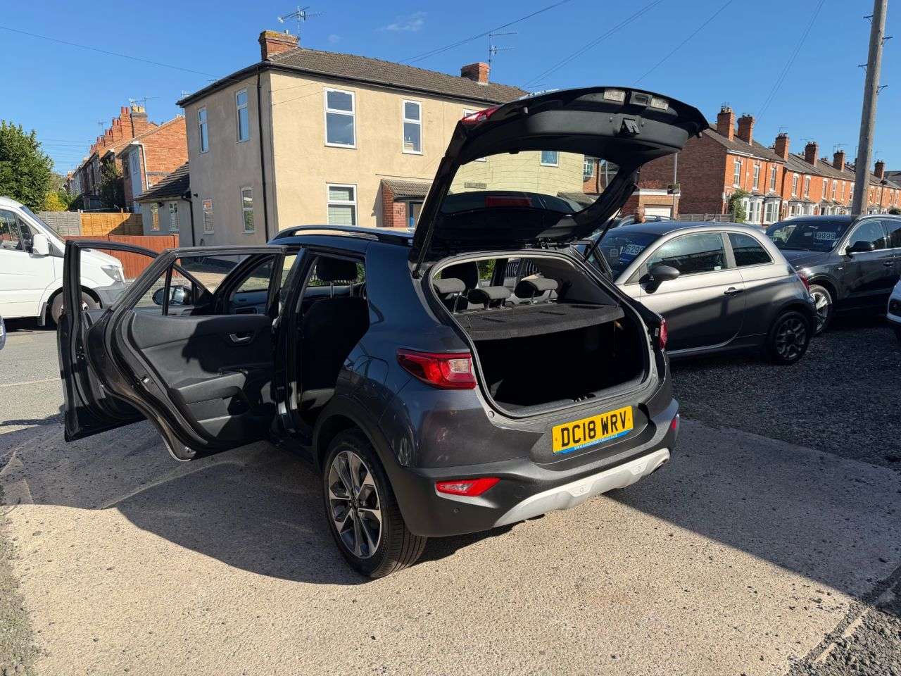 A 2018 KIA STONIC 1.0 T-GDi 2 SUV 5dr Petrol Manual Euro 6 (s/s) (118 bhp) A 2018 KIA STONIC 1.0 T-GDi 2 SUV 5dr Petrol Manual Euro 6 (s/s) (118 bhp)
