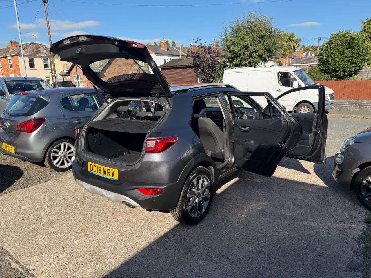 A 2018 KIA STONIC 1.0 T-GDi 2 SUV 5dr Petrol Manual Euro 6 (s/s) (118 bhp) A 2018 KIA STONIC 1.0 T-GDi 2 SUV 5dr Petrol Manual Euro 6 (s/s) (118 bhp)
