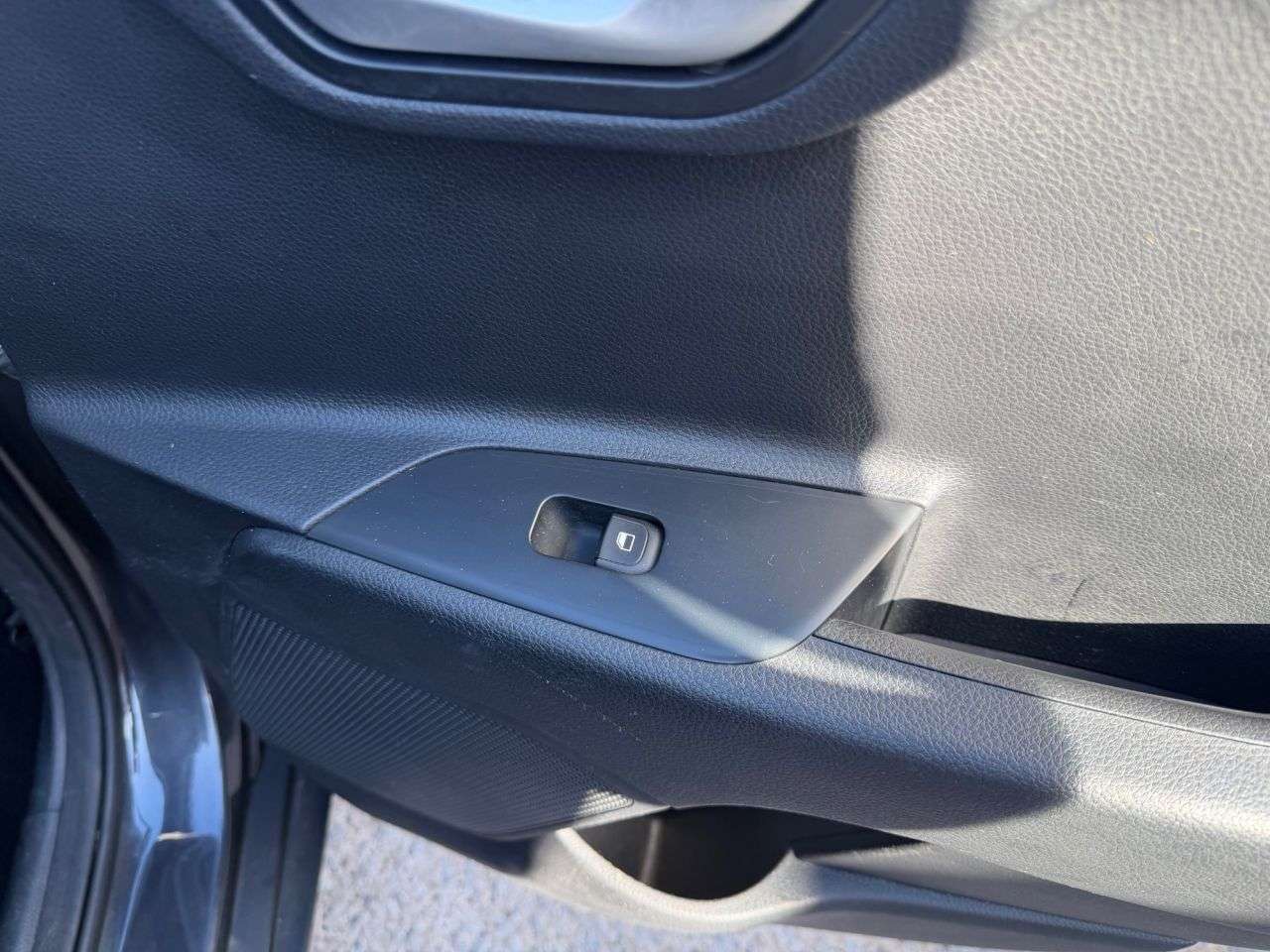 2018 KIA STONIC 2018 KIA STONIC