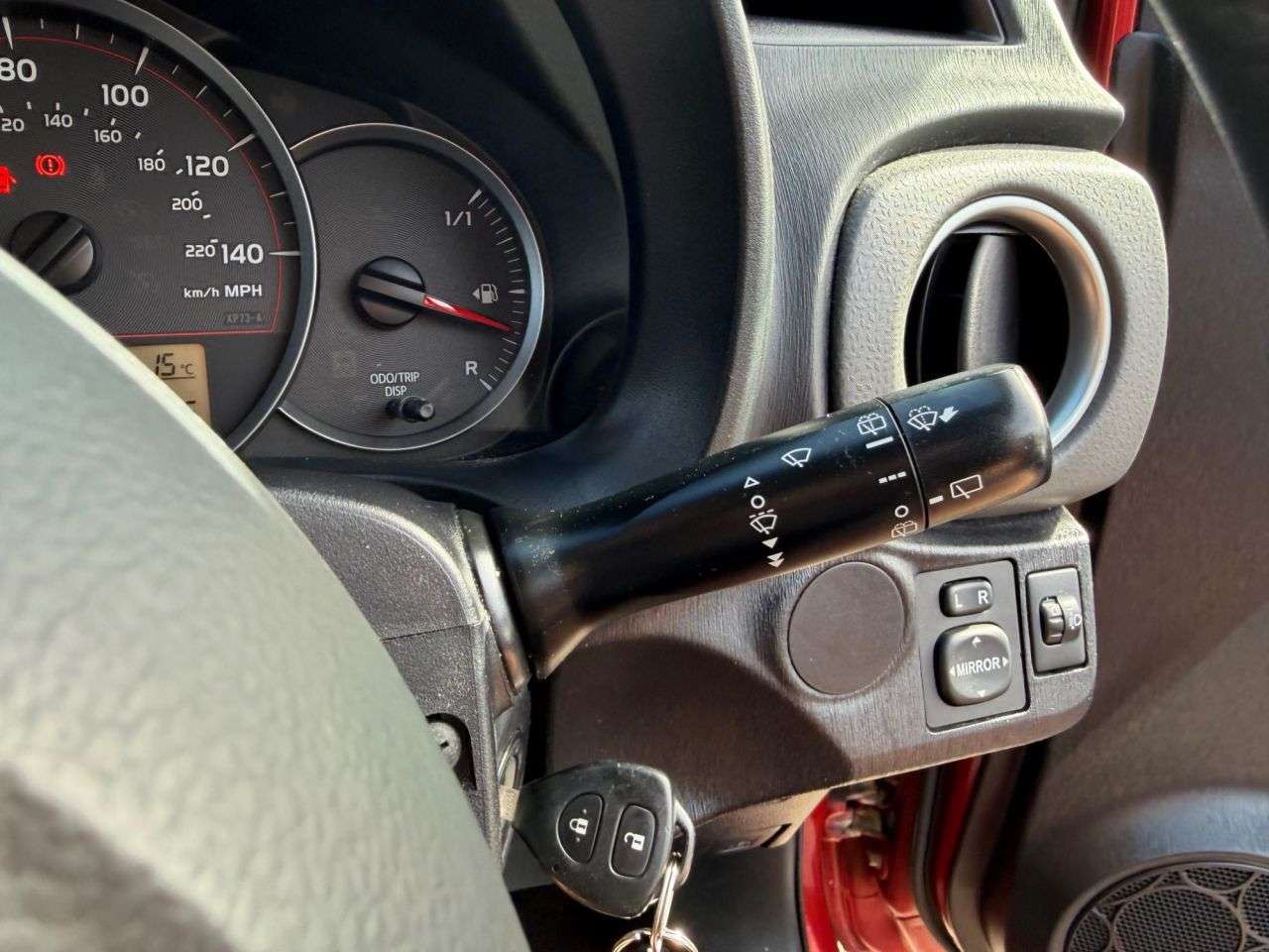 2013 TOYOTA YARIS 2013 TOYOTA YARIS
