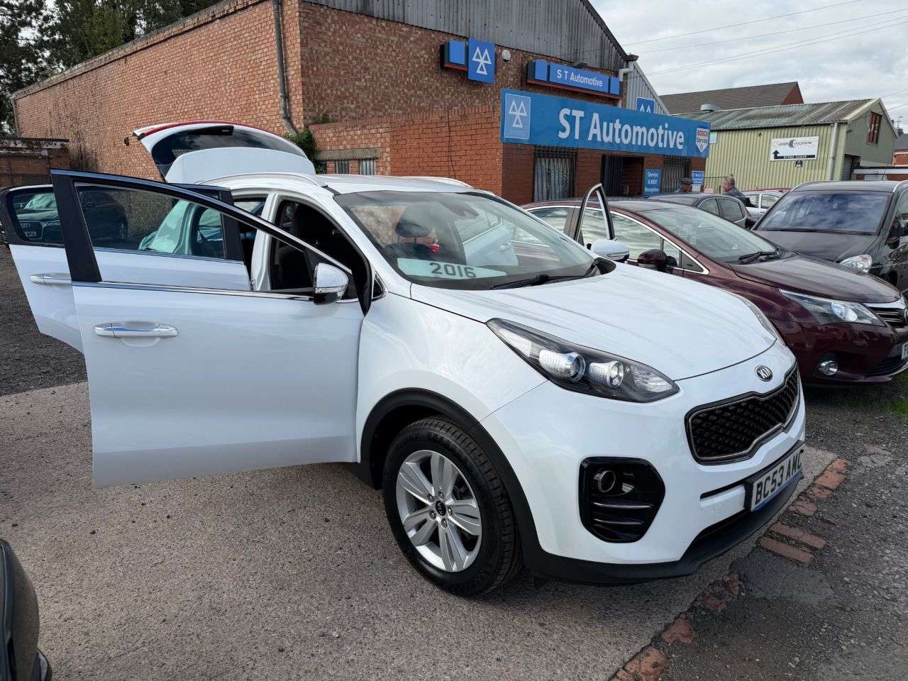 2016 KIA SPORTAGE 2016 KIA SPORTAGE