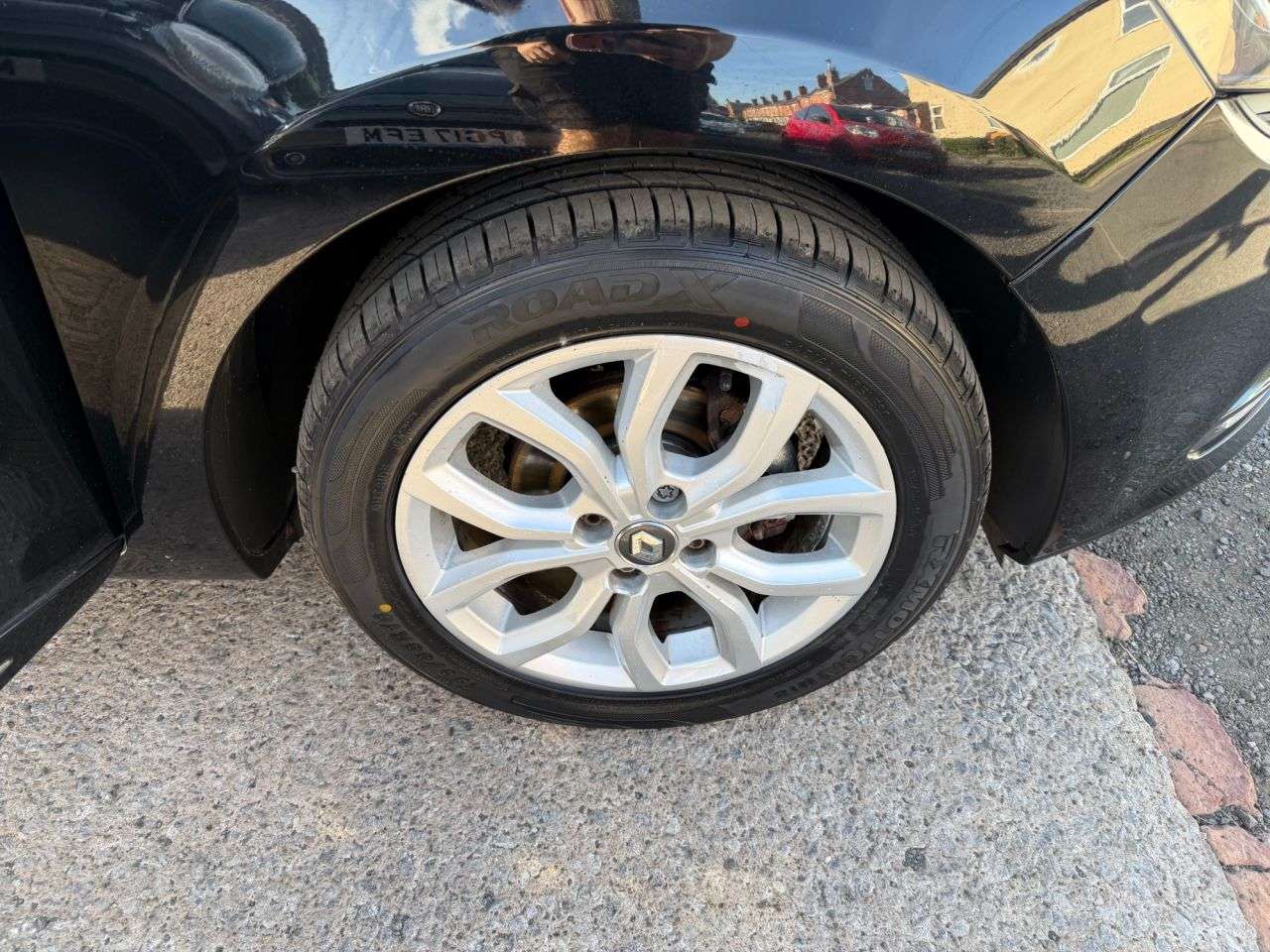 2017 RENAULT CLIO 2017 RENAULT CLIO
