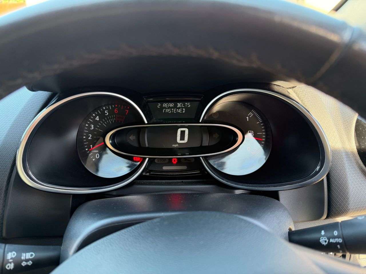 2017 RENAULT CLIO 2017 RENAULT CLIO