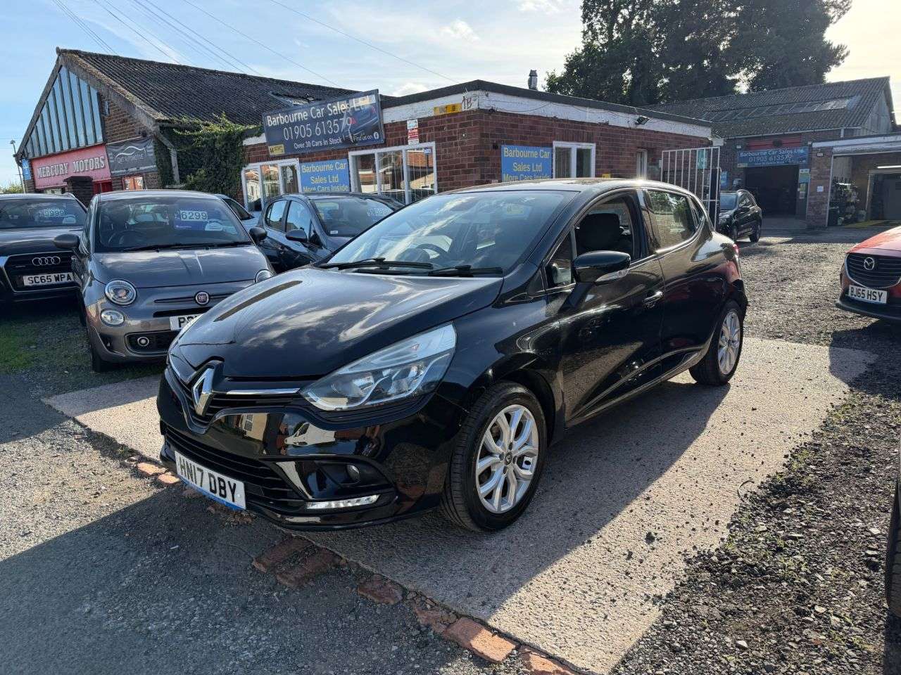 2017 RENAULT CLIO 2017 RENAULT CLIO