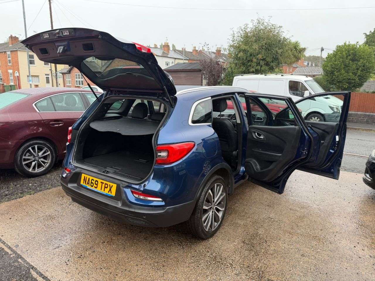 A 2019 RENAULT KADJAR 1.5 Blue dCi Iconic SUV 5dr Diesel Manual Euro 6 (s/s) (115 ps) A 2019 RENAULT KADJAR 1.5 Blue dCi Iconic SUV 5dr Diesel Manual Euro 6 (s/s) (115 ps)