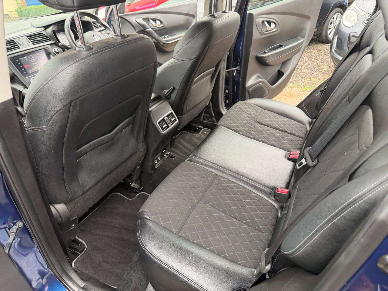 2019 RENAULT KADJAR 2019 RENAULT KADJAR