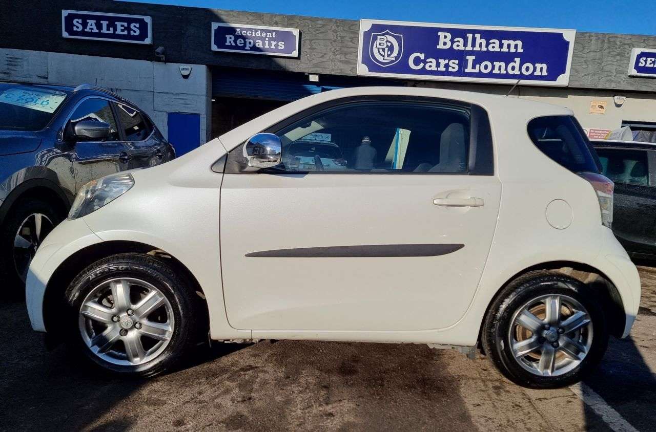 2010 TOYOTA IQ 2010 TOYOTA IQ