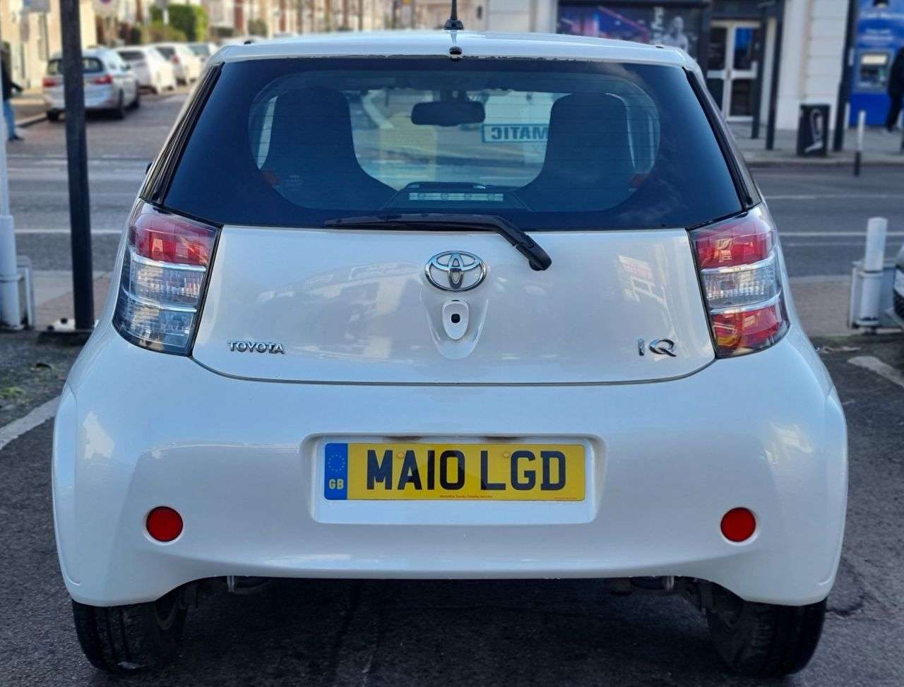2010 TOYOTA IQ 2010 TOYOTA IQ