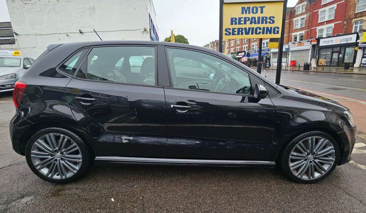 2015 VOLKSWAGEN POLO 2015 VOLKSWAGEN POLO