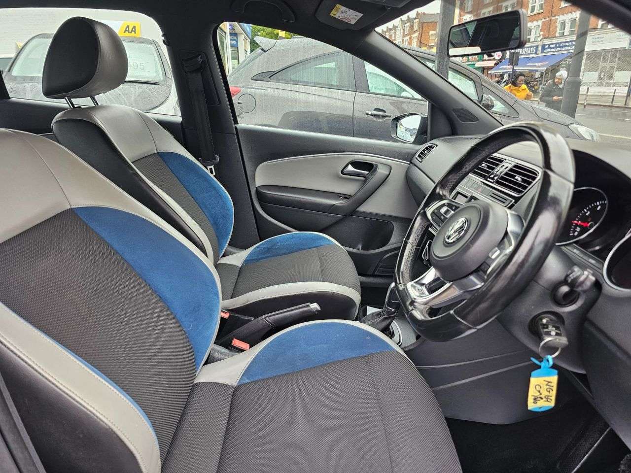 2015 VOLKSWAGEN POLO 2015 VOLKSWAGEN POLO