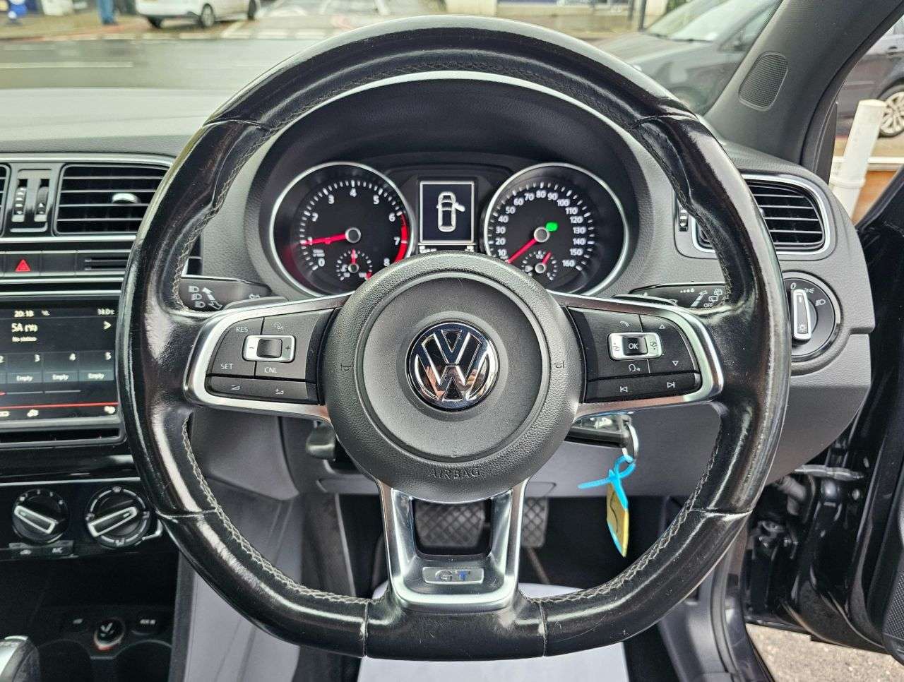 2015 VOLKSWAGEN POLO 2015 VOLKSWAGEN POLO
