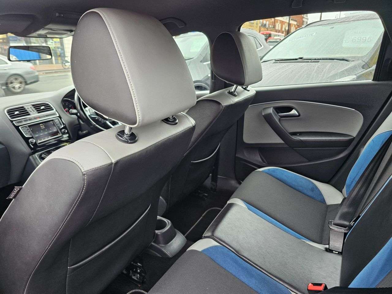 2015 VOLKSWAGEN POLO 2015 VOLKSWAGEN POLO