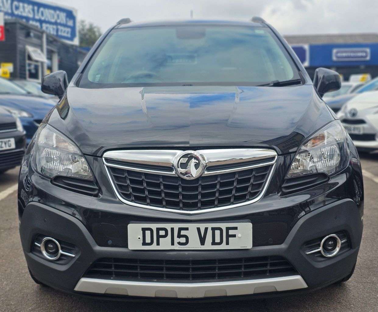A 2015 VAUXHALL MOKKA AUTOMATIC 1.4i Turbo SE SUV 5dr Petrol Auto 2WD Euro 6 (140 ps) LEATHER.HEA A 2015 VAUXHALL MOKKA AUTOMATIC 1.4i Turbo SE SUV 5dr Petrol Auto 2WD Euro 6 (140 ps) LEATHER.HEA