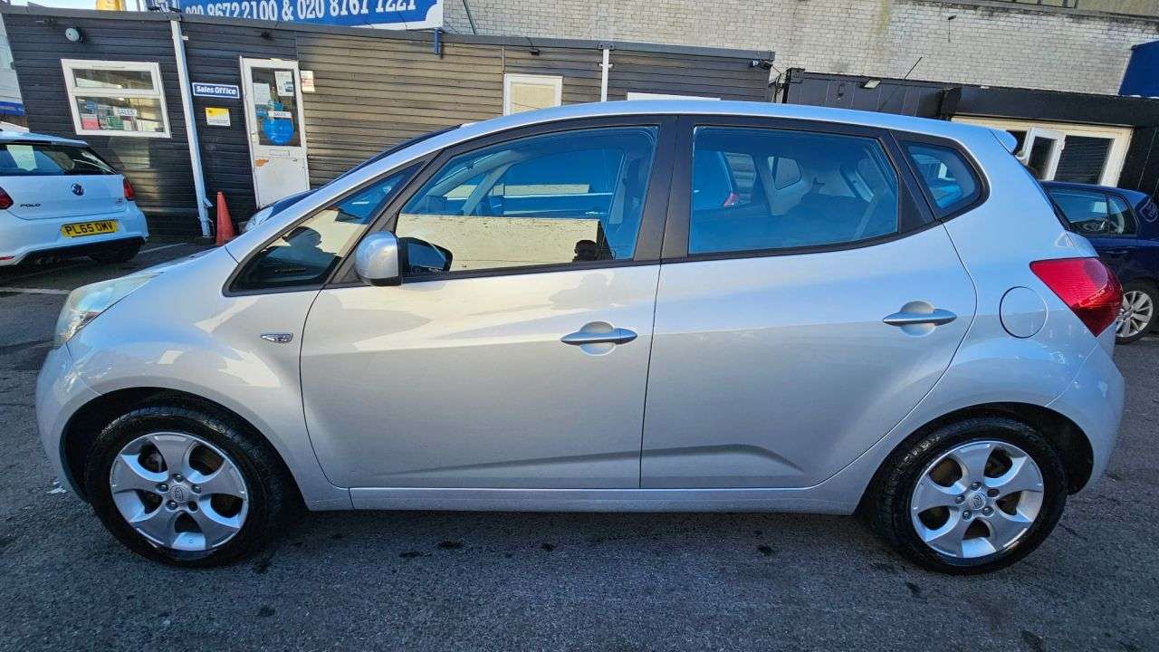 2010 KIA VENGA 2010 KIA VENGA