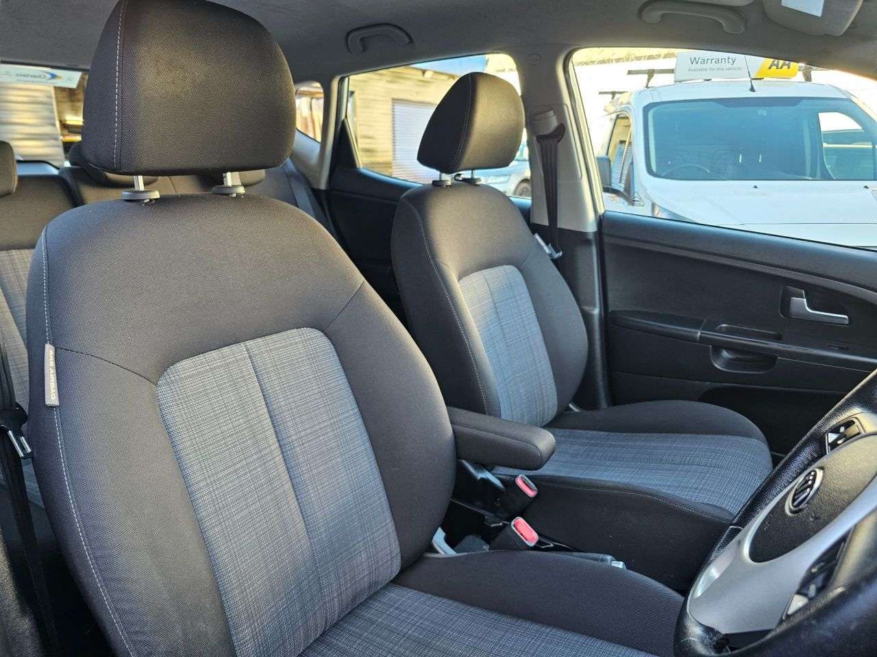 2010 KIA VENGA 2010 KIA VENGA