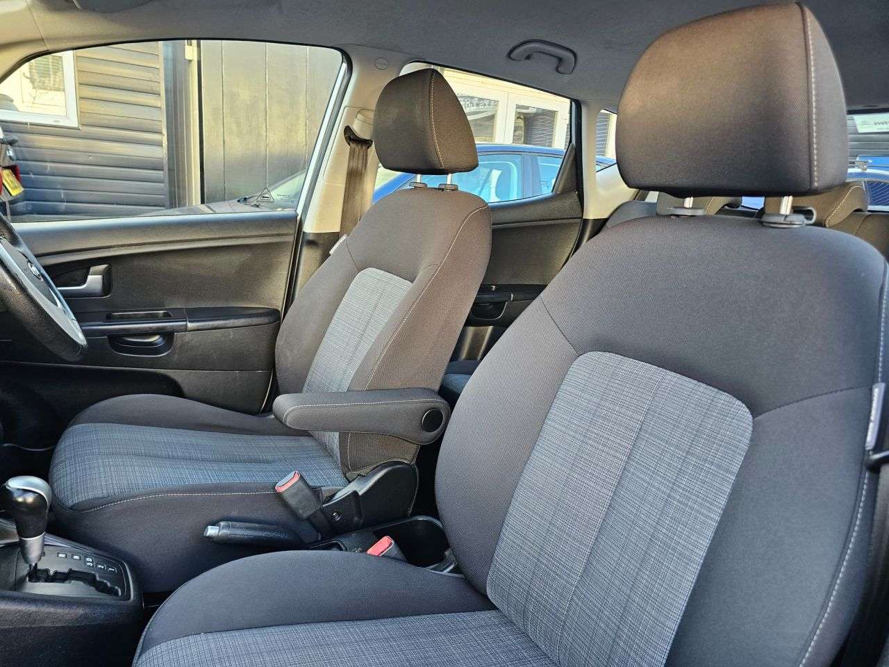 2010 KIA VENGA 2010 KIA VENGA