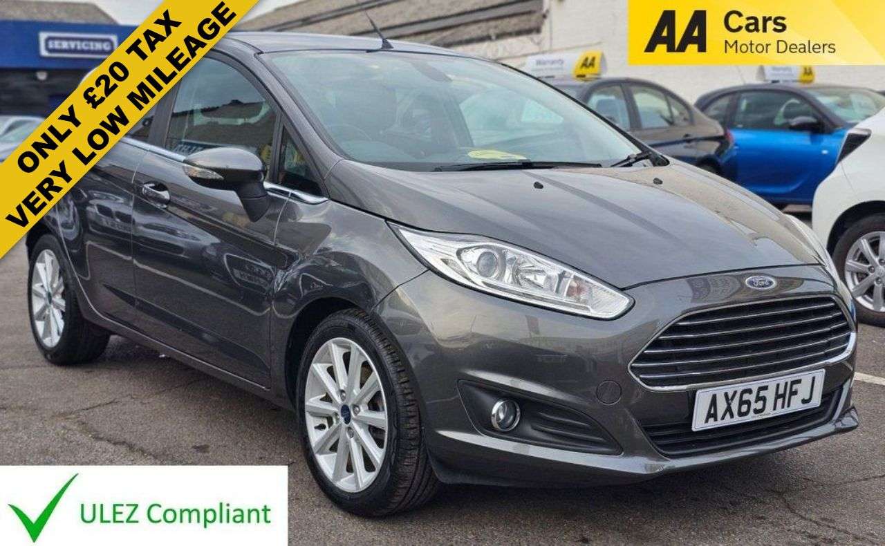 A 2016 FORD FIESTA 1.0T EcoBoost Titanium Hatchback 5dr Petrol Manual Euro 6 (s/s) (100 ps) £2 A 2016 FORD FIESTA 1.0T EcoBoost Titanium Hatchback 5dr Petrol Manual Euro 6 (s/s) (100 ps) £2