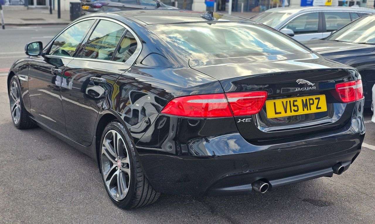 2015 JAGUAR XE 2015 JAGUAR XE