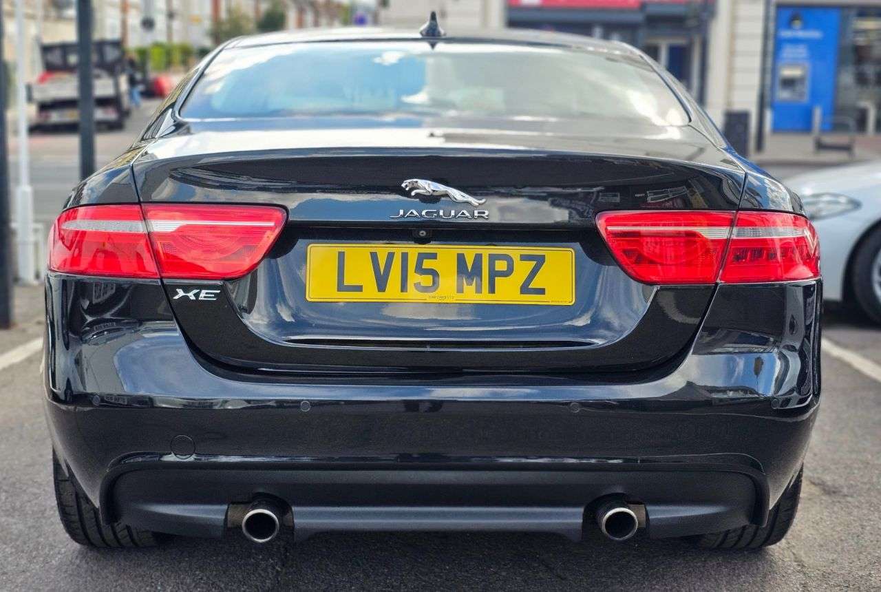 2015 JAGUAR XE 2015 JAGUAR XE