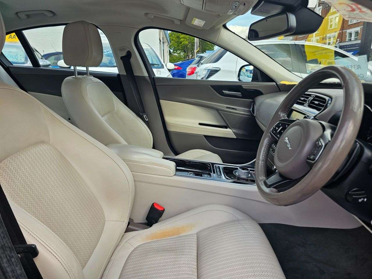 2015 JAGUAR XE 2015 JAGUAR XE