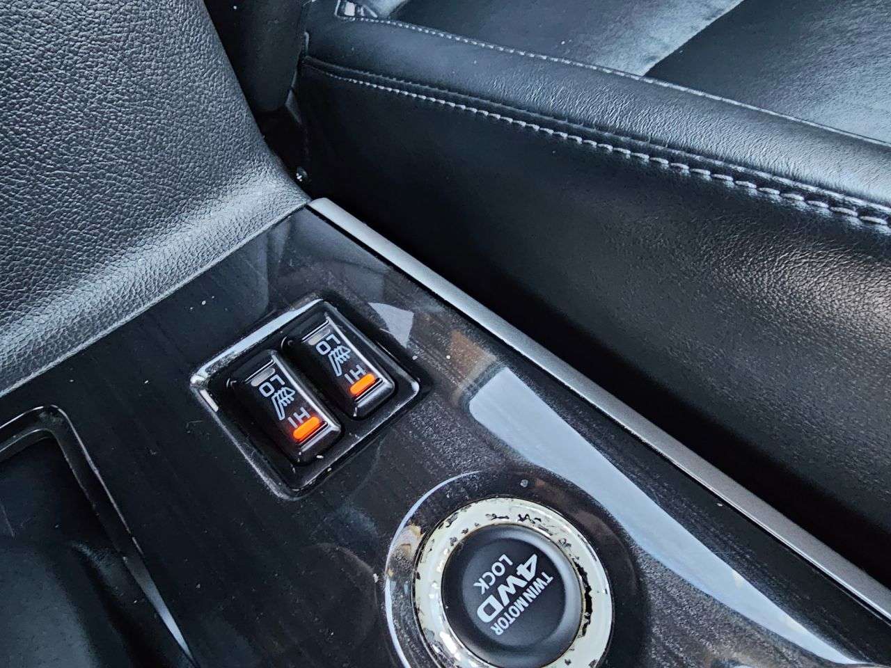 2016 MITSUBISHI OUTLANDER 2016 MITSUBISHI OUTLANDER