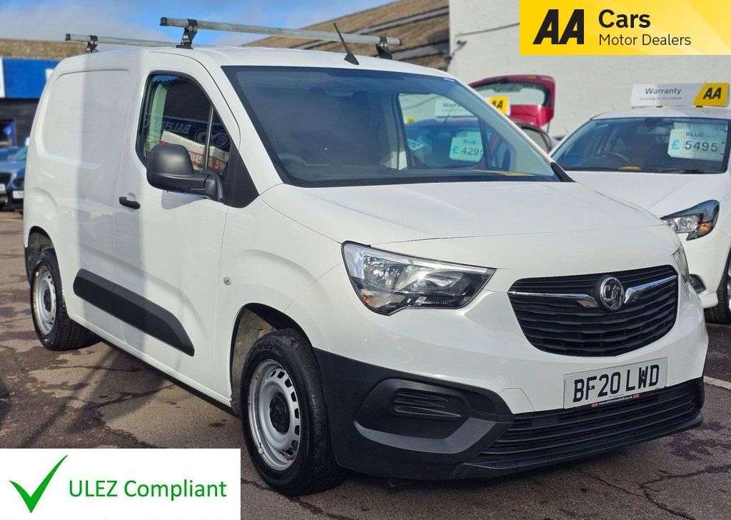 A 2020 VAUXHALL COMBO 1.5 Turbo D 2000 Edition Panel Van 4dr Diesel Manual L1 H1 Euro 6 (s/s) (75 A 2020 VAUXHALL COMBO 1.5 Turbo D 2000 Edition Panel Van 4dr Diesel Manual L1 H1 Euro 6 (s/s) (75