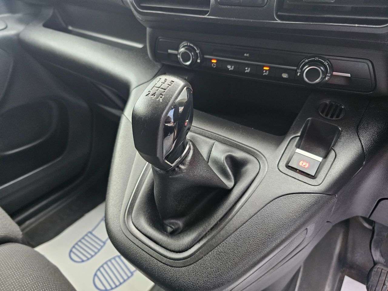 2020 PEUGEOT PARTNER 2020 PEUGEOT PARTNER