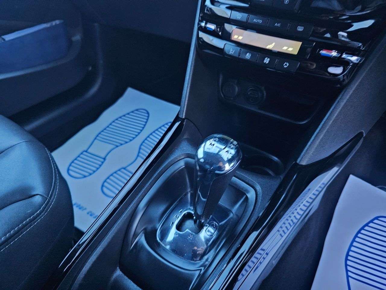 2016 PEUGEOT 2008 2016 PEUGEOT 2008