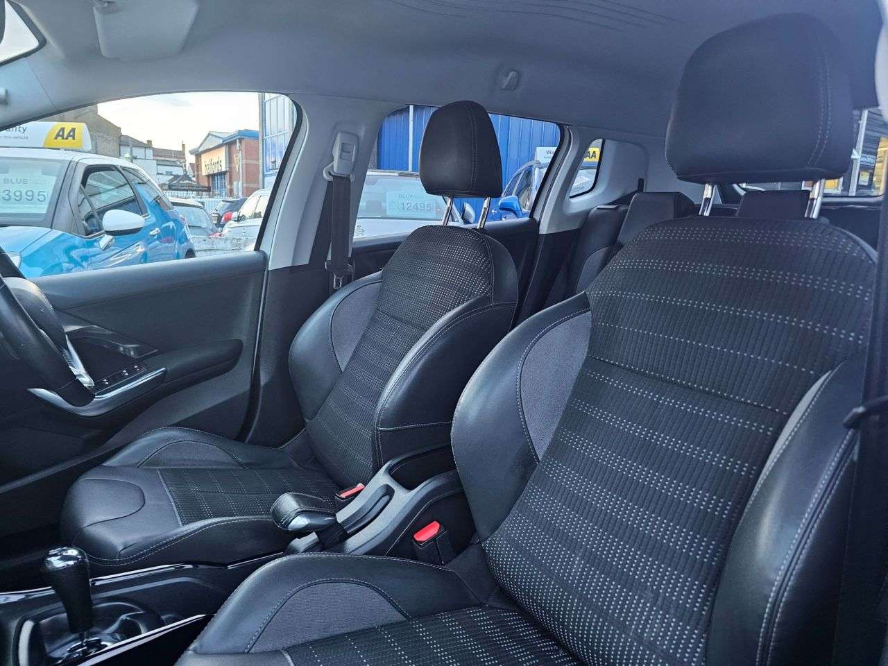 2016 PEUGEOT 2008 2016 PEUGEOT 2008