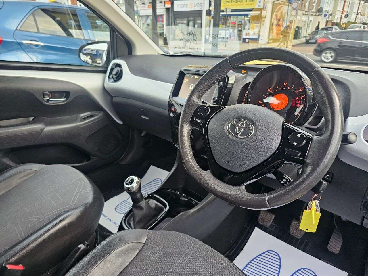 2014 TOYOTA AYGO 2014 TOYOTA AYGO