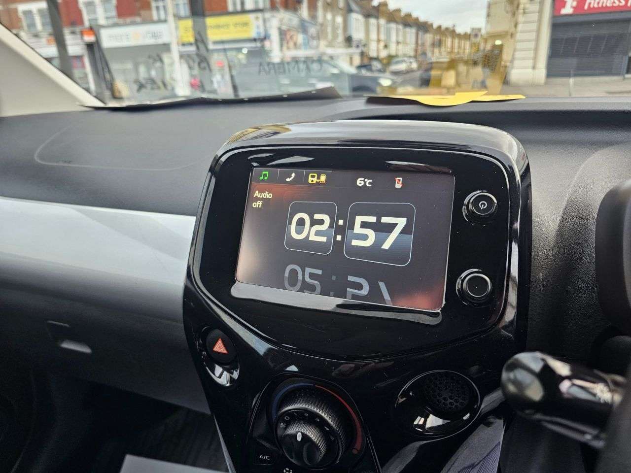 2014 TOYOTA AYGO 2014 TOYOTA AYGO