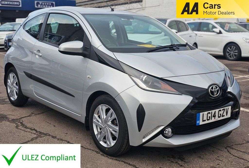 A 2014 TOYOTA AYGO 1.0 VVT-i x-pression Hatchback 3dr Petrol Manual Euro 5 Euro 5 (68 ps) MOT1 A 2014 TOYOTA AYGO 1.0 VVT-i x-pression Hatchback 3dr Petrol Manual Euro 5 Euro 5 (68 ps) MOT1