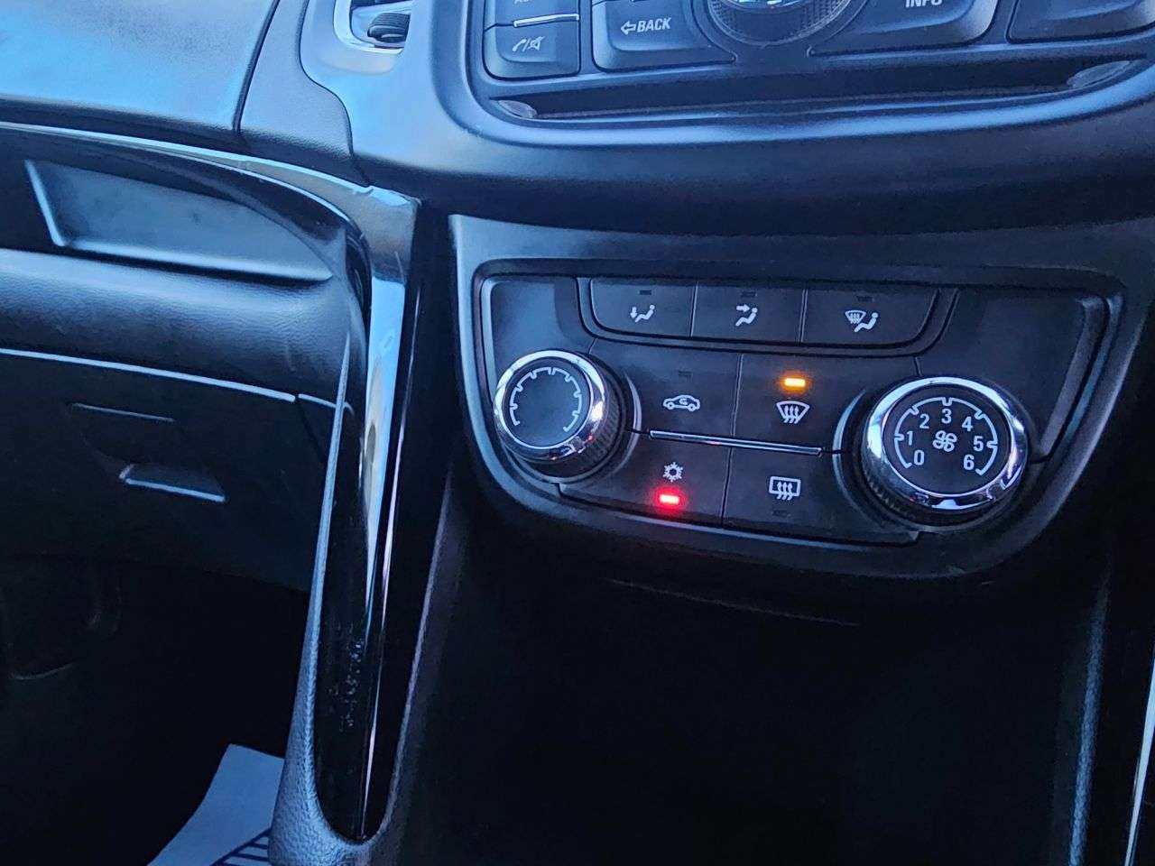 2016 VAUXHALL ZAFIRA TOURER 2016 VAUXHALL ZAFIRA TOURER