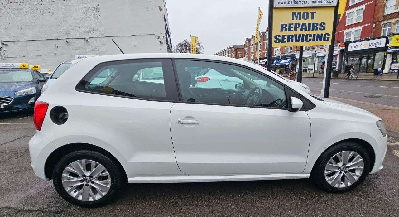 2014 VOLKSWAGEN POLO 2014 VOLKSWAGEN POLO